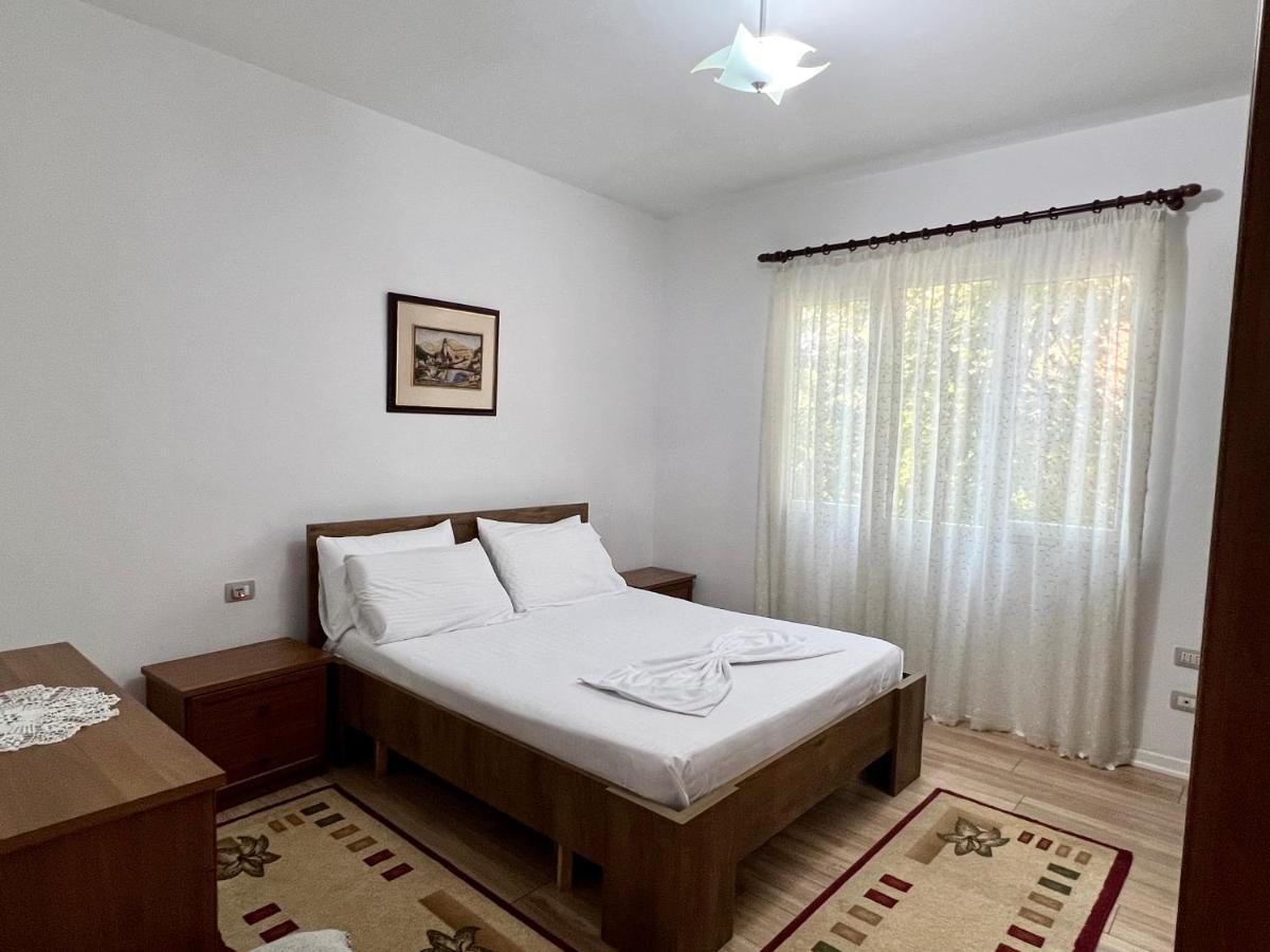 Comfort Home-Apartment Tirana Esterno foto